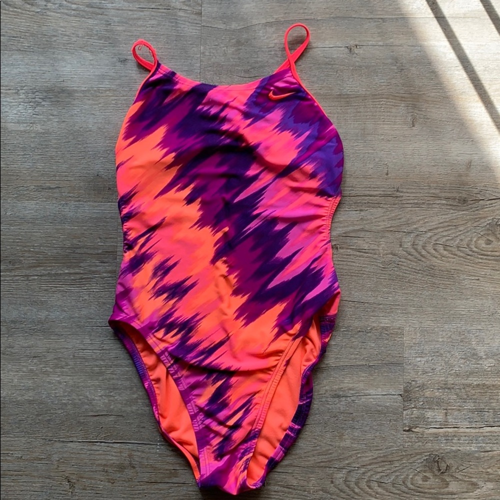 Nike CutOut One Piece